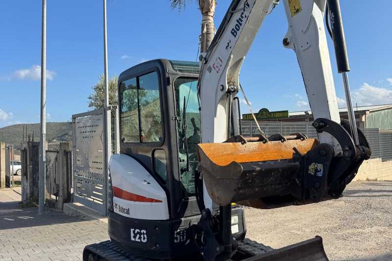 OmecoHub - Immagine BOBCAT E26-EM